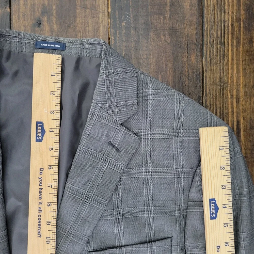 Stafford Men's Sport Coat‎ Blazer Two Button Gray Plaid Wool Blend Classic 50R